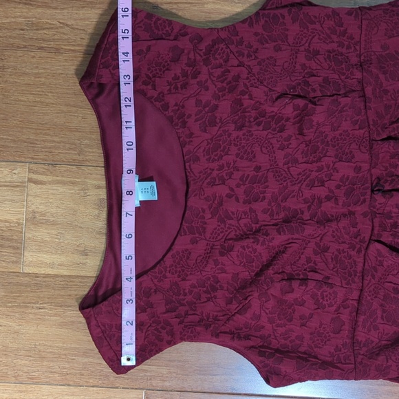 Motherhood Maternity Sleeveless Burgundy Floral Dress - Picture 9 of 13